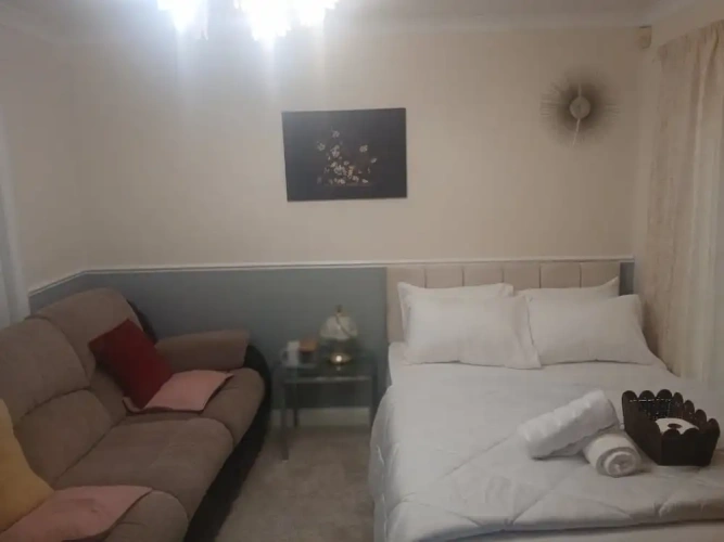 Economy room