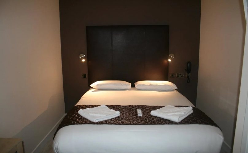 Gatwick Belmont Hotel