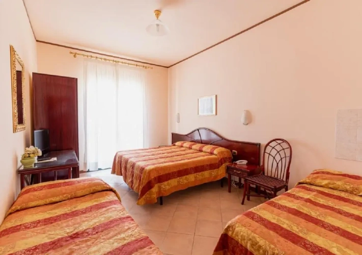 Standard Quadruple room