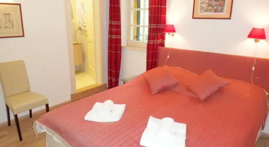 Apartment Managers - Apartment Kitzolino