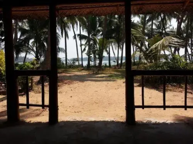Kavvayi Beach House