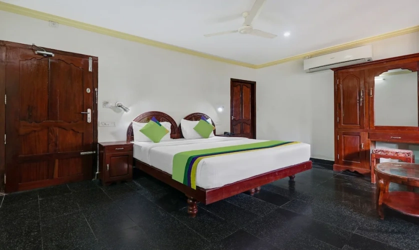 Deluxe room with balcony