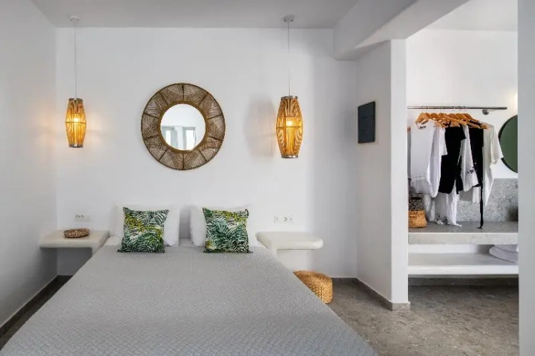 1 Bedroom Deluxe Suite with balcony and with ocean view