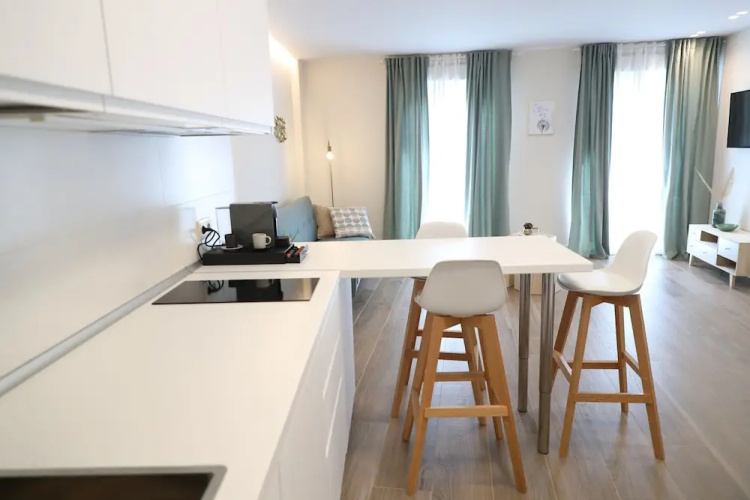 San Vicente Apartments