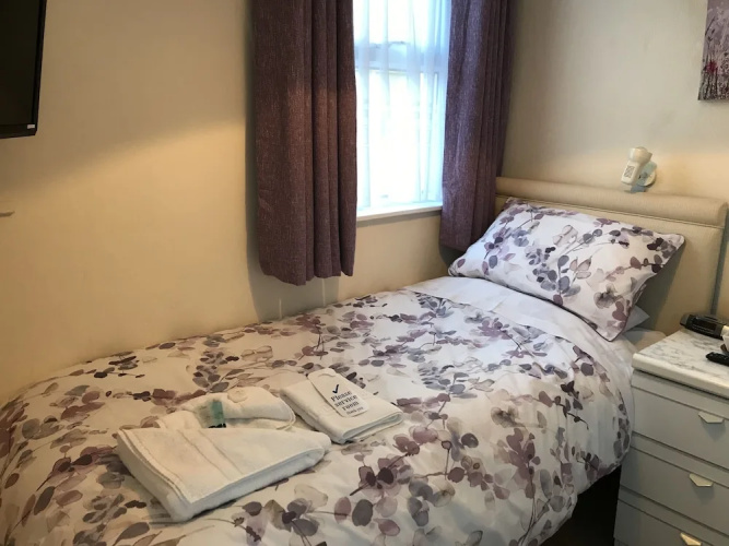 Acorn Lodge