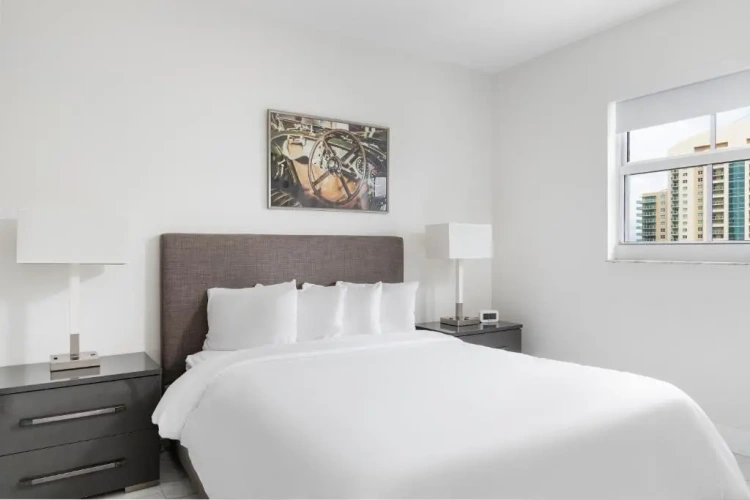 2 Bedrooms Luxury Suite with balcony