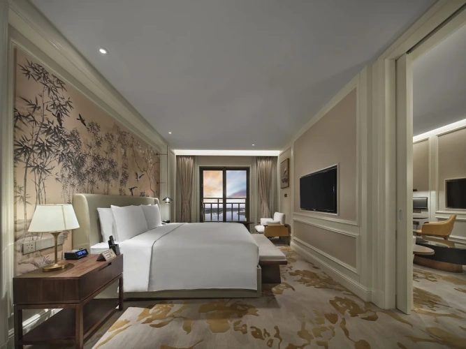 Deluxe Double Suite