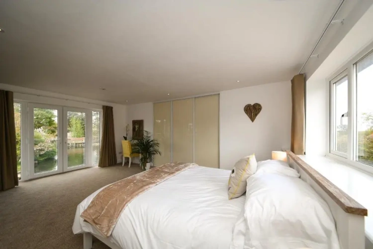 Deluxe Quadruple Family Suite
