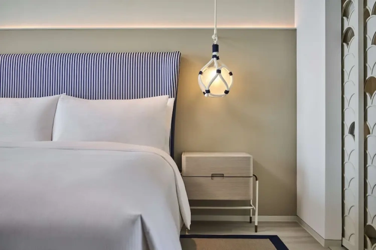 Deluxe Twin room with balcony and with ocean view