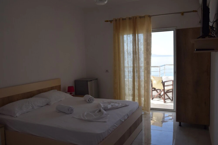 Rojela Rooms