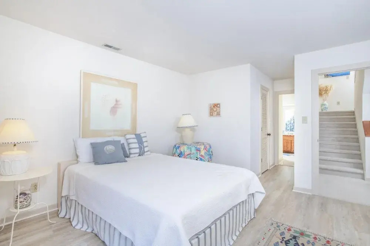Ocean Grove J2 4 Bedroom Condo by RedAwning