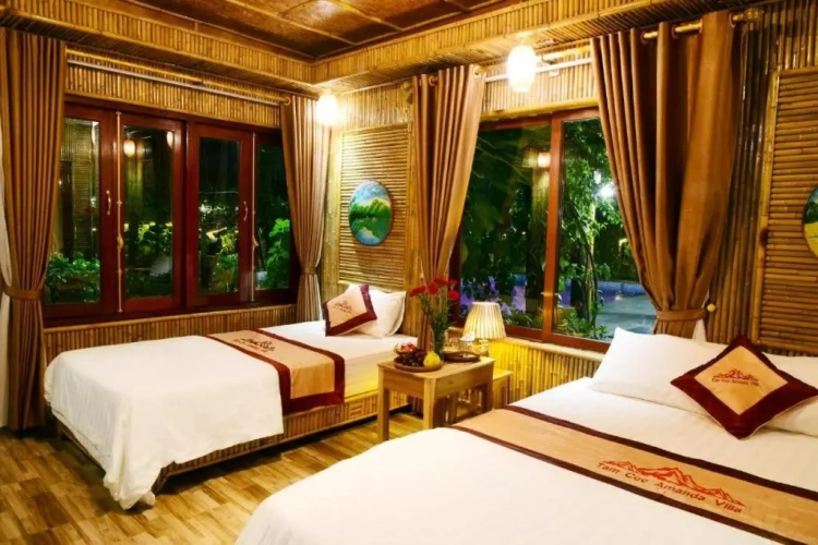 Standard Twin room with garden view