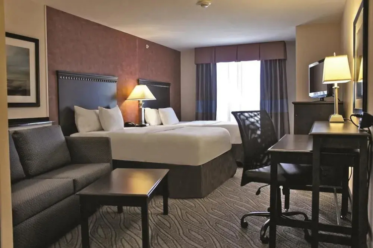 Comfort Suites