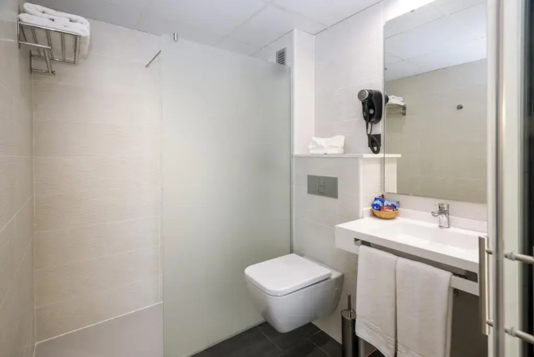 Ponient Aparthotel Marinada