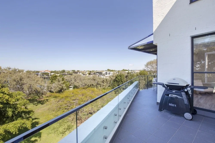 Standard Apartment