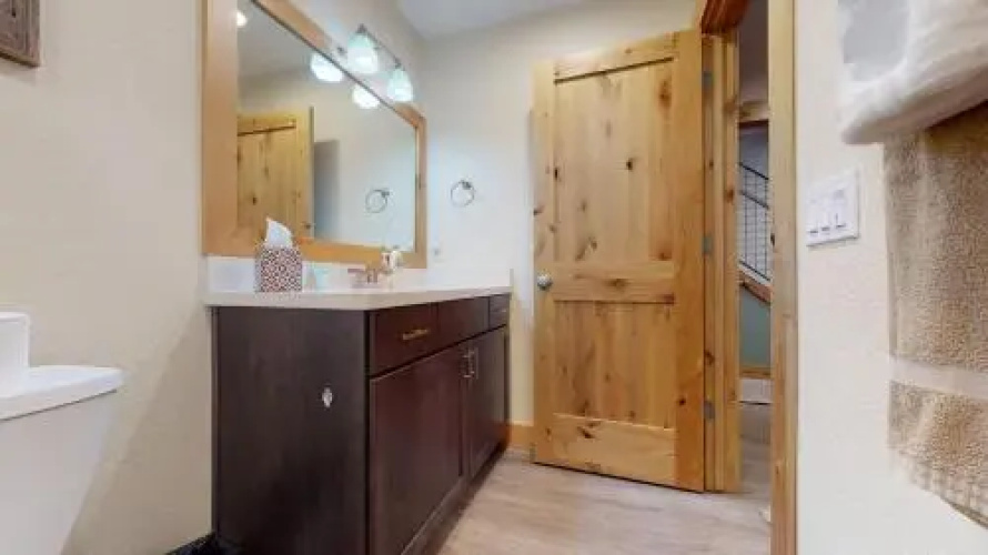 Mammoth Sierra Townhomes #11