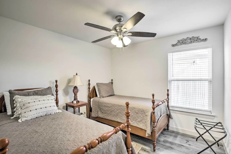 4 Bedrooms Standard room
