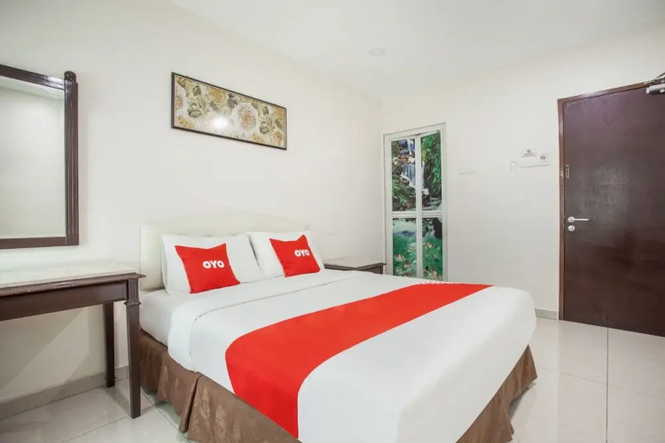 Oyo 89444 Sam Hotel
