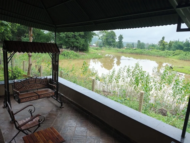 Cottage with bay view