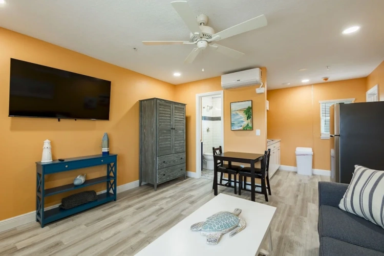 1 Bedroom Deluxe Suite