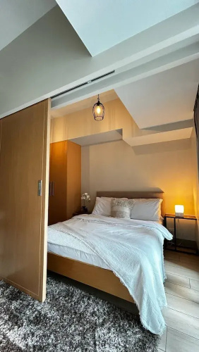 Uptown Parksuites Tower Two
