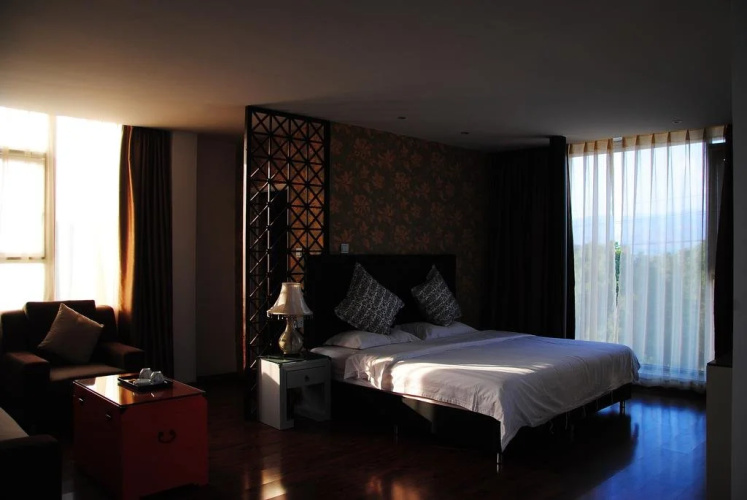 Xichang Banshantang Inn