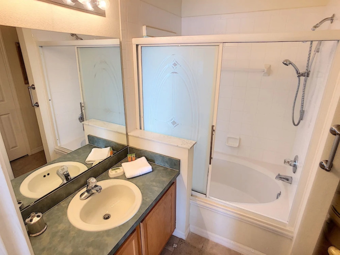 Oak Island Cove Four-bedroom