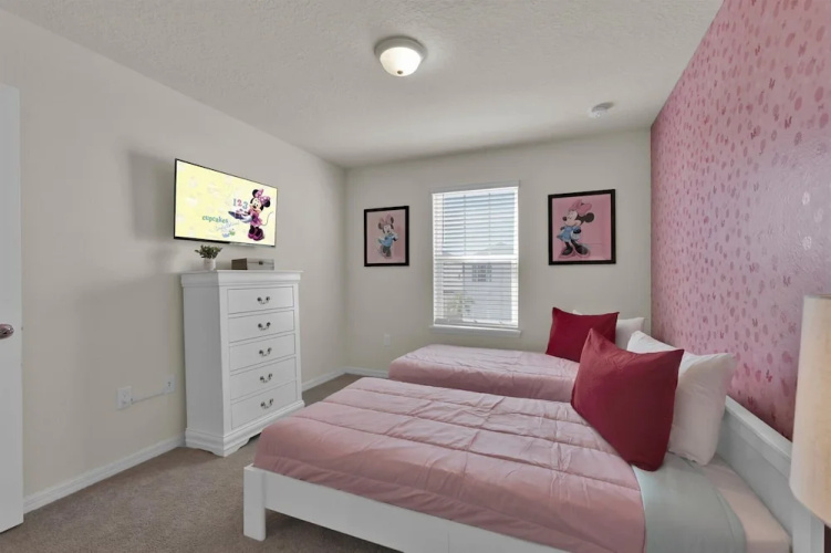 1811 Summer dr