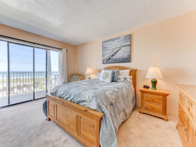 Starboard Light Condominium