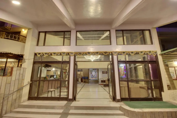 Hotel Sai Leela