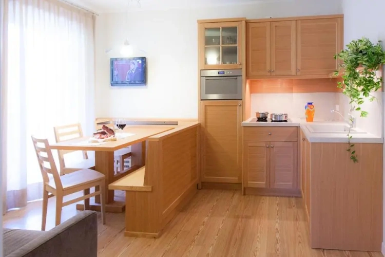 1 Bedroom Apartment with balcony