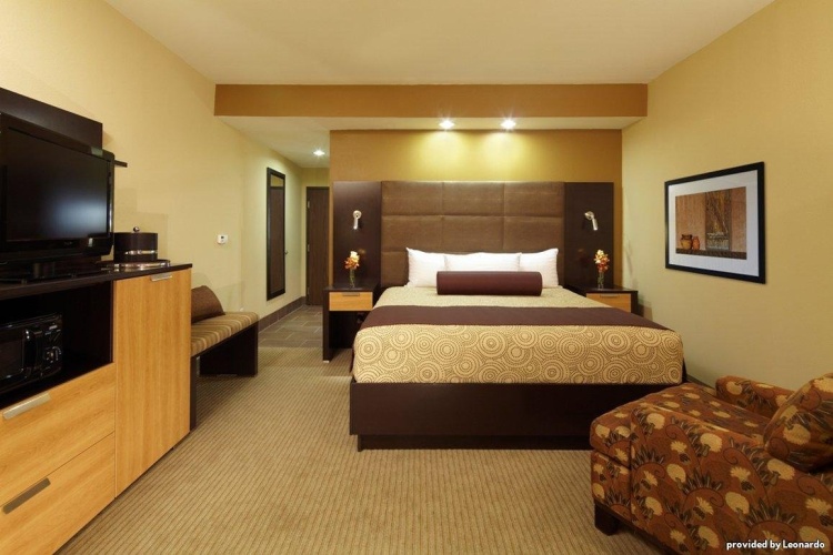 Best Western Premier Bryan College Station photo 7