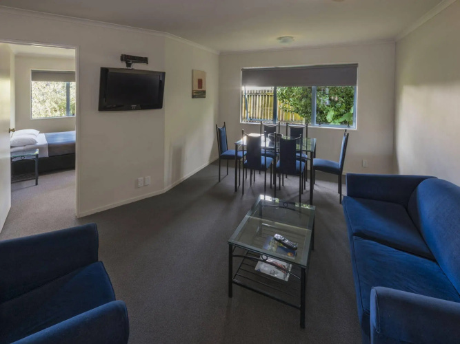 Gateway Motor Inn