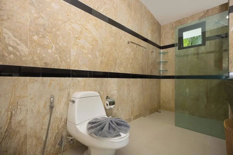 Designer 3BR Villa Silver Pool in Kamala