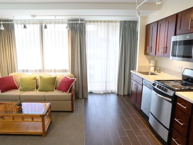 1 Bedroom Deluxe Suite with balcony