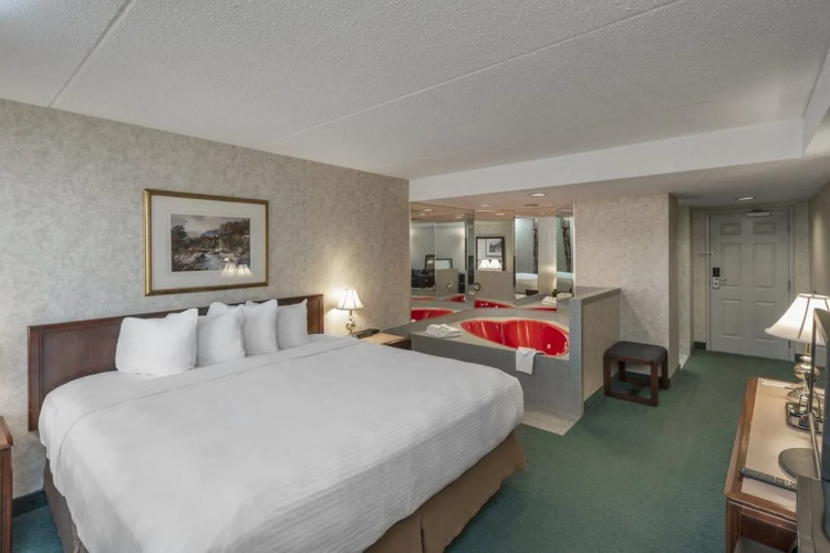 Fairfield by Marriott Niagara Falls, Canada