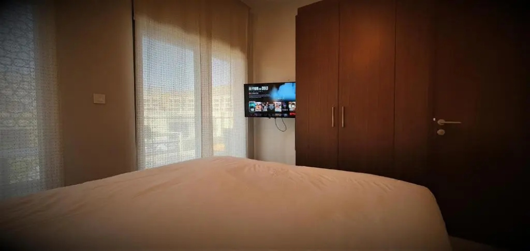 ONE Elegant Apartment in Muscat Bay 01