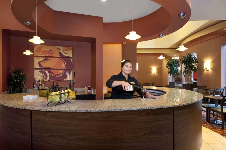 Embassy Suites by Hilton Atlanta Kennesaw Town Center photo 41