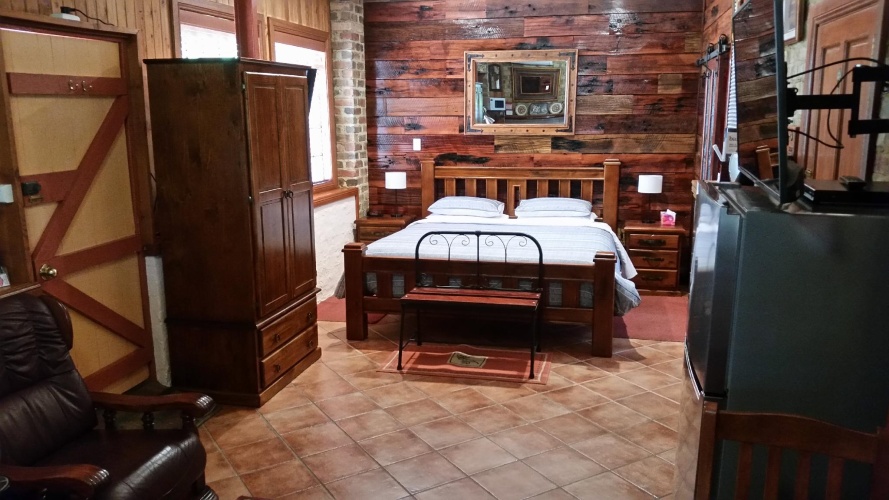 Deluxe Double Suite