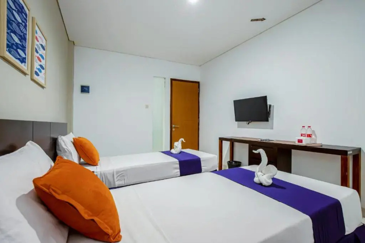 Prime Cailendra Hotel