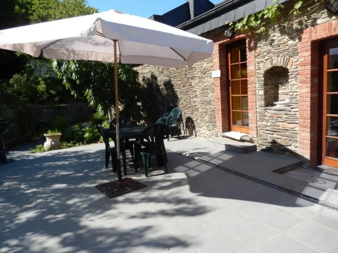 2 Bedrooms Cottage