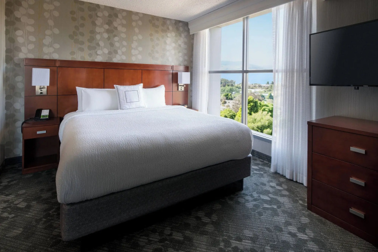 Courtyard by Marriott Richmond/Berkeley