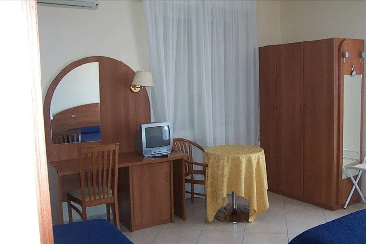 Solidago Hotel