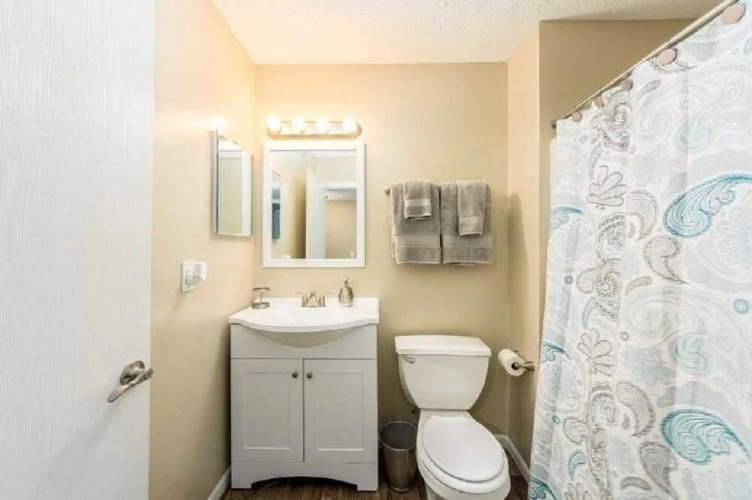 SoBe Easton Apartments