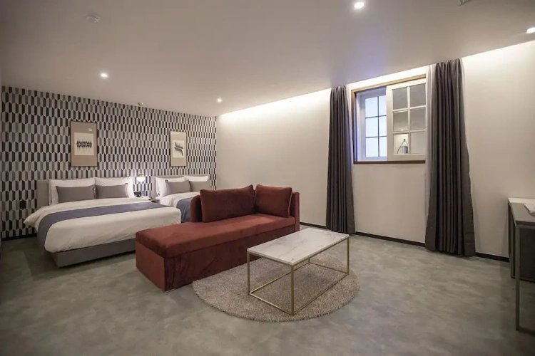 Premium Twin room