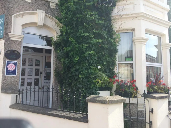 The Lodge Guest House