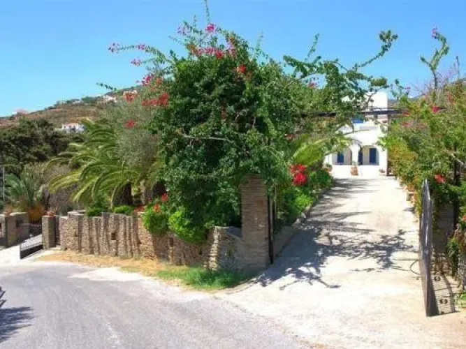 Studios Villa Lontorfou