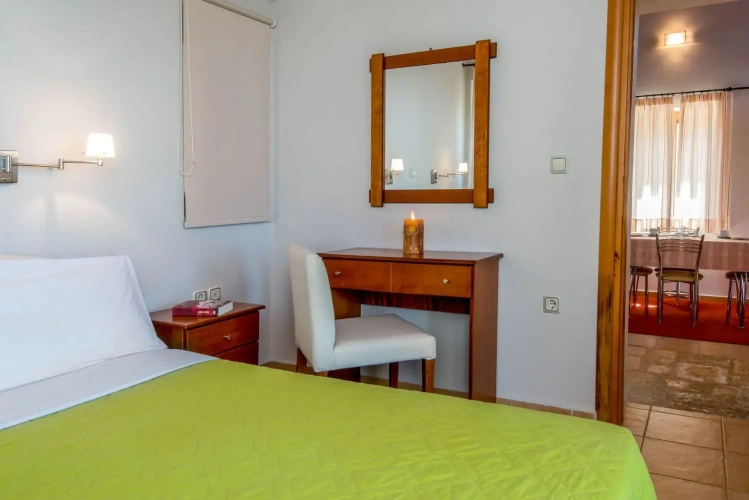 2 Bedrooms Villa with sea view