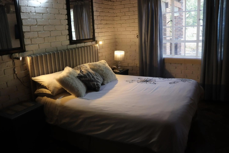 Mellivora Lodge