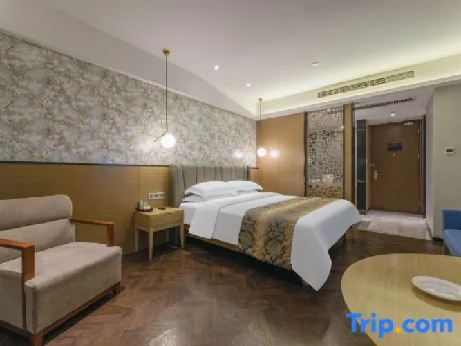 Standard Double room with courtyard view